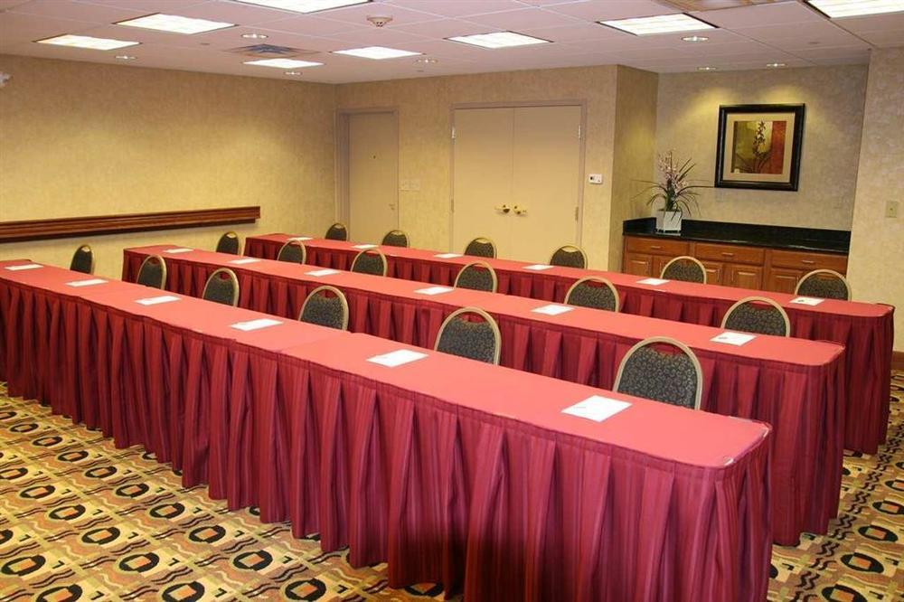 Hampton Inn & Suites Davenport Konforlar fotoğraf