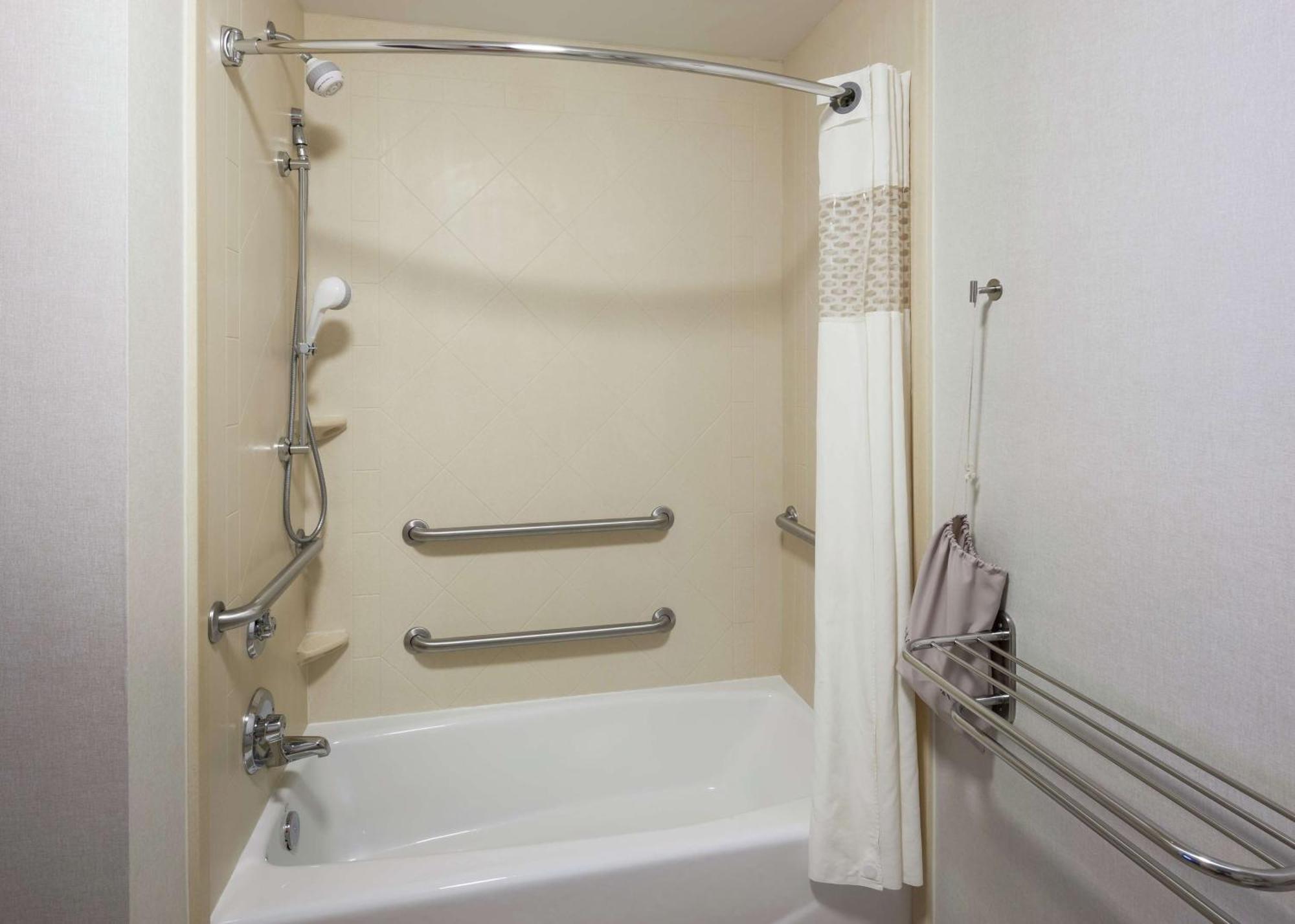 Hampton Inn & Suites Davenport Dış mekan fotoğraf