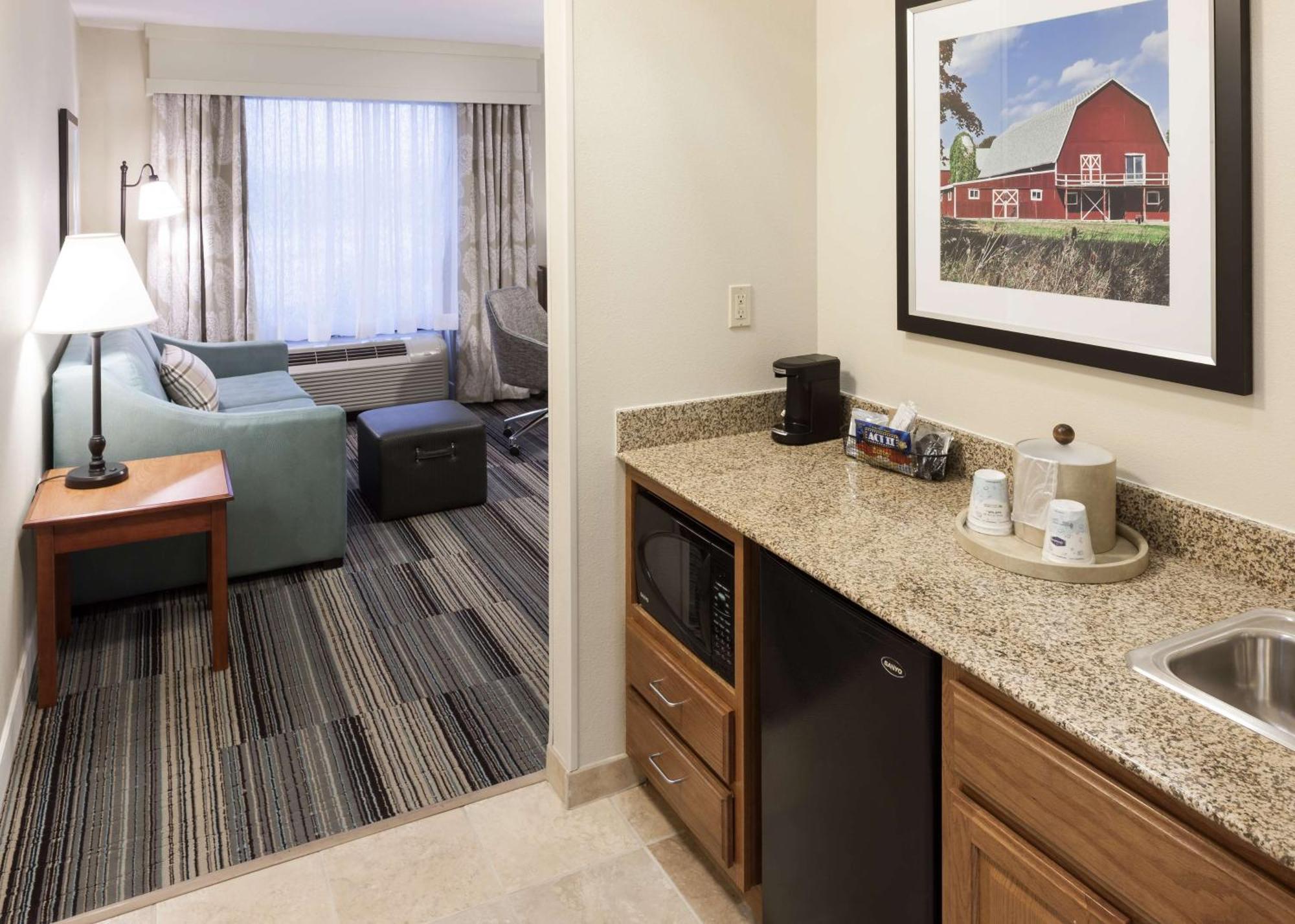 Hampton Inn & Suites Davenport Dış mekan fotoğraf