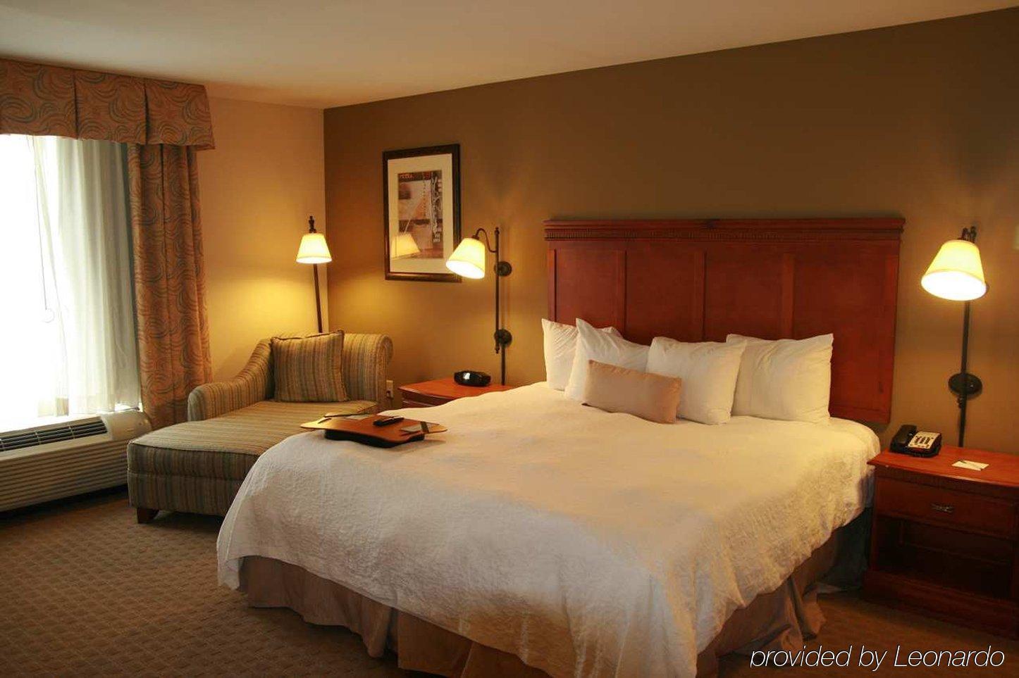 Hampton Inn & Suites Davenport Oda fotoğraf