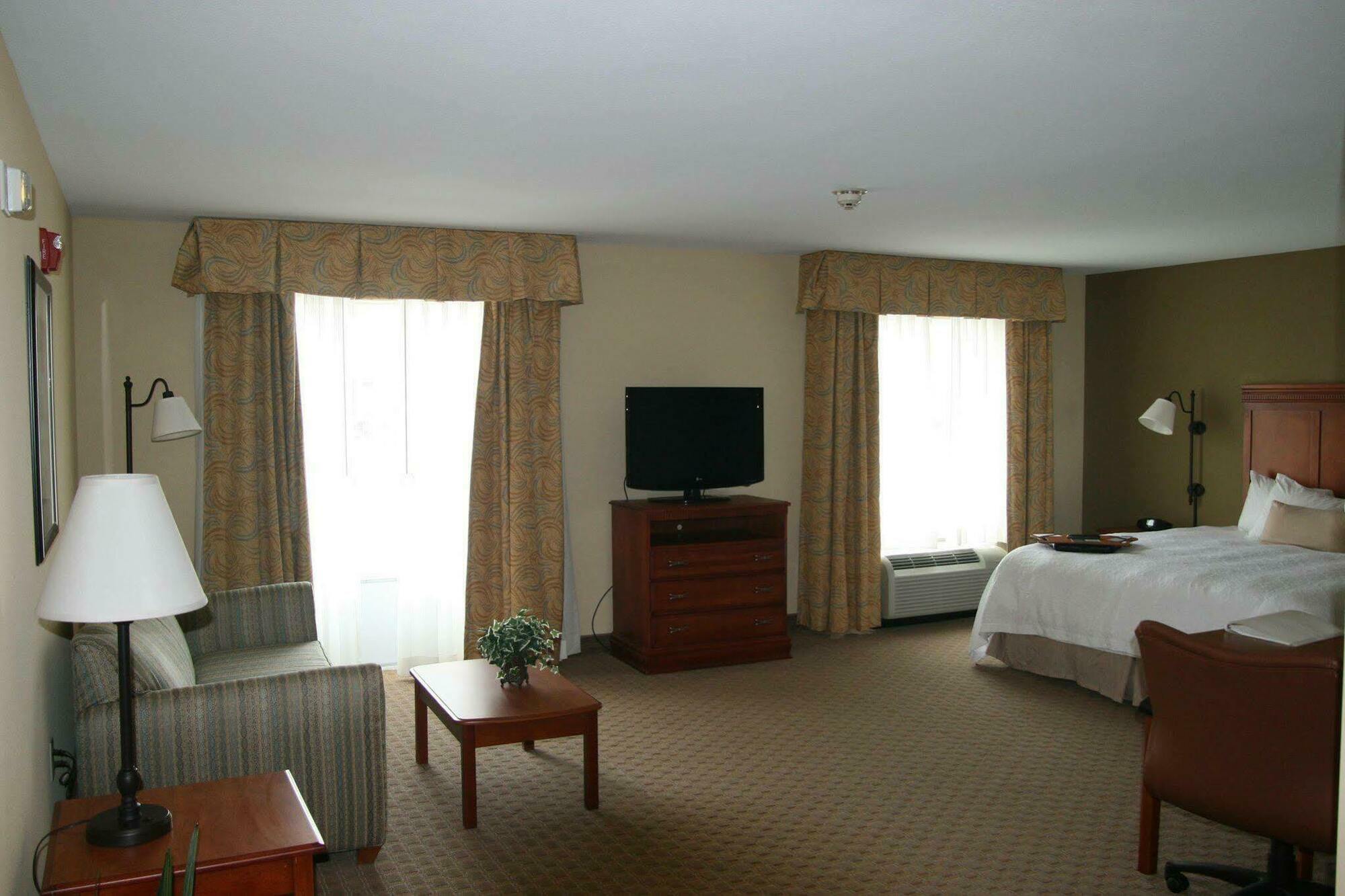 Hampton Inn & Suites Davenport Oda fotoğraf